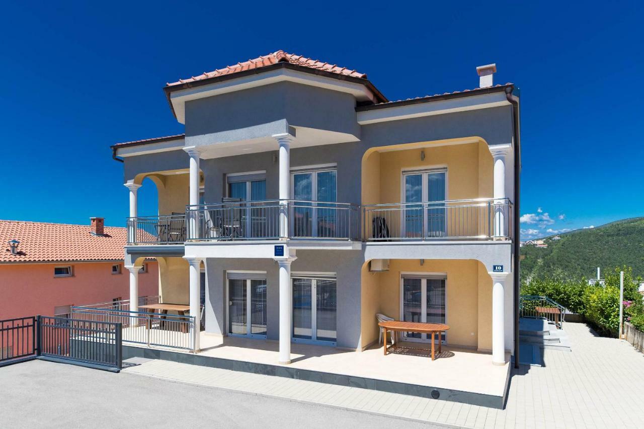 Moderne Souterrainwohnung Crikvenica Eksteriør bilde